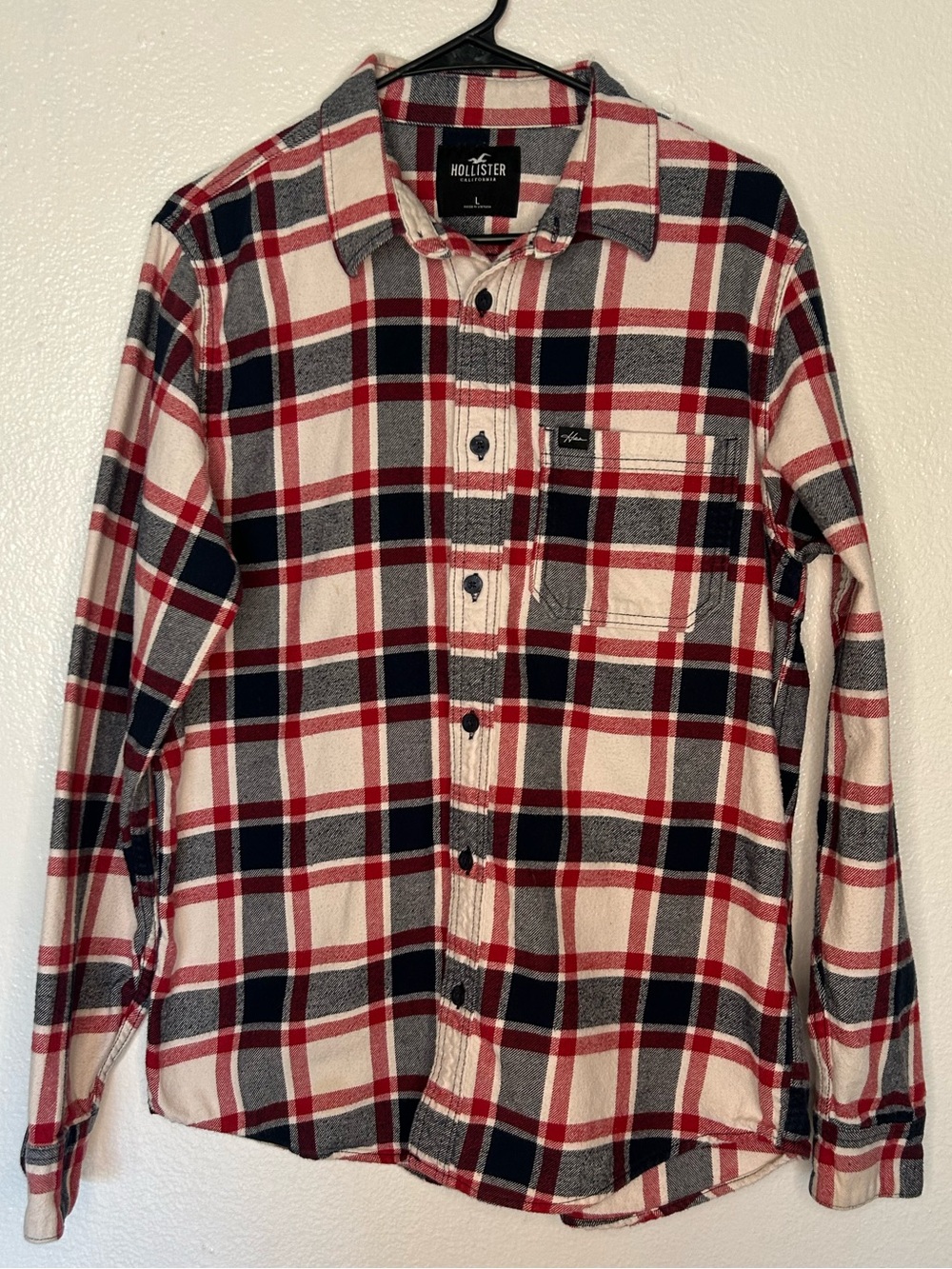 Hollister Red, White & Blue Plaid Button-Down Shirt - Men